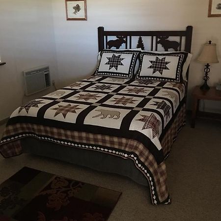 Pioneer Mountain Cabins Villa Butte Esterno foto